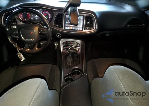 2018 Dodge Challenger R/T 392 z USA, uszkodzony, nr VIN 2C3CDZFJ6JH305638